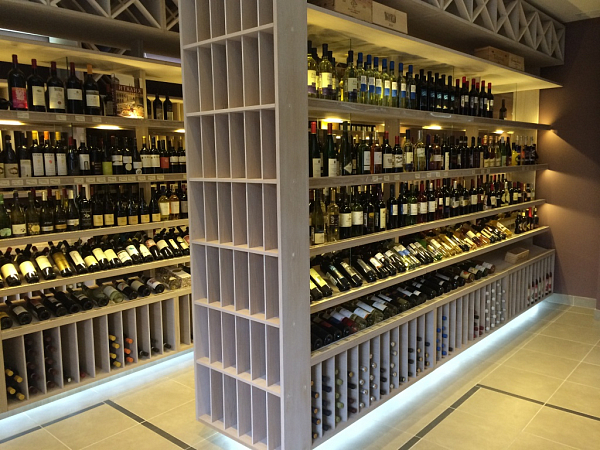 Академия вина "Cabernet S Club",  пр-т Добролюбова, д. 19