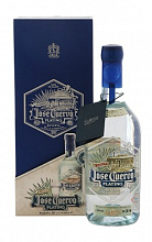 Хосе Куэрво Платино Резерва Де Ла Фамилья  4 990 ₽